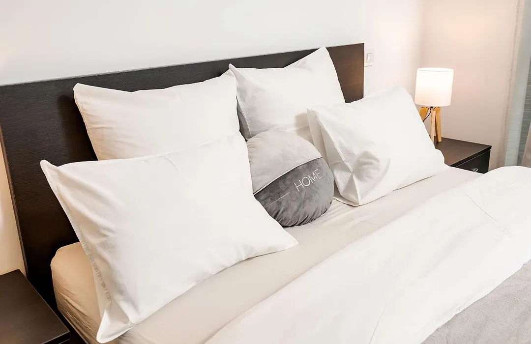 Romexpo 1Br Relax Spacious Apartment-1